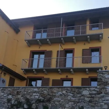 Lago D'orta Ampio Monolocale Con Vista Laplesna Appartement
